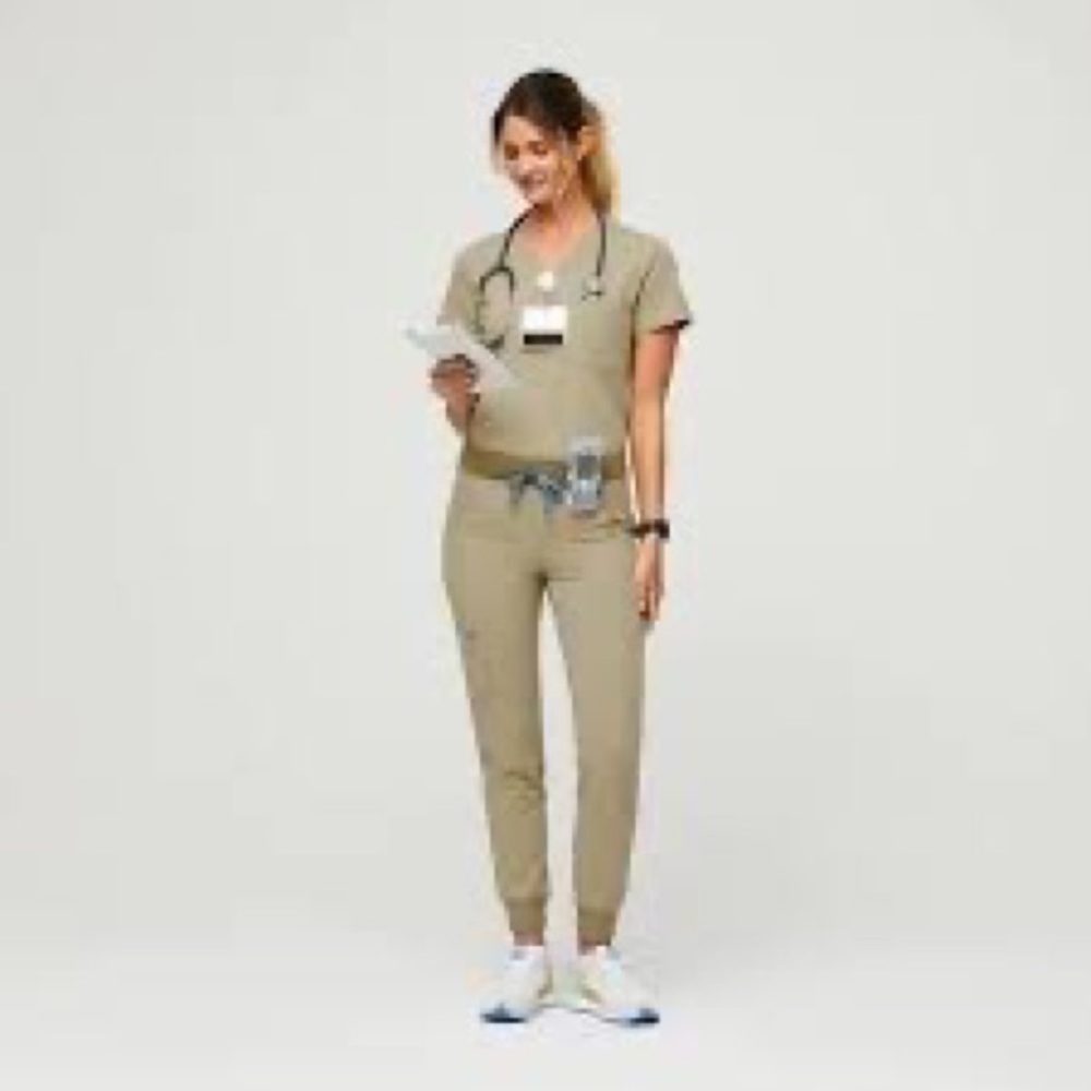 FIGS SANDSTONE LIMITED COLLECTION JOGGERS PETITE XS